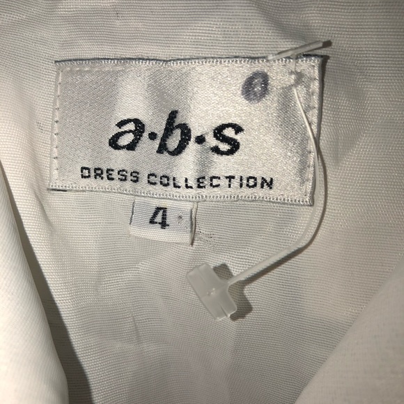 Precious ‘School-Girl’ Dress - Picture 2 of 6